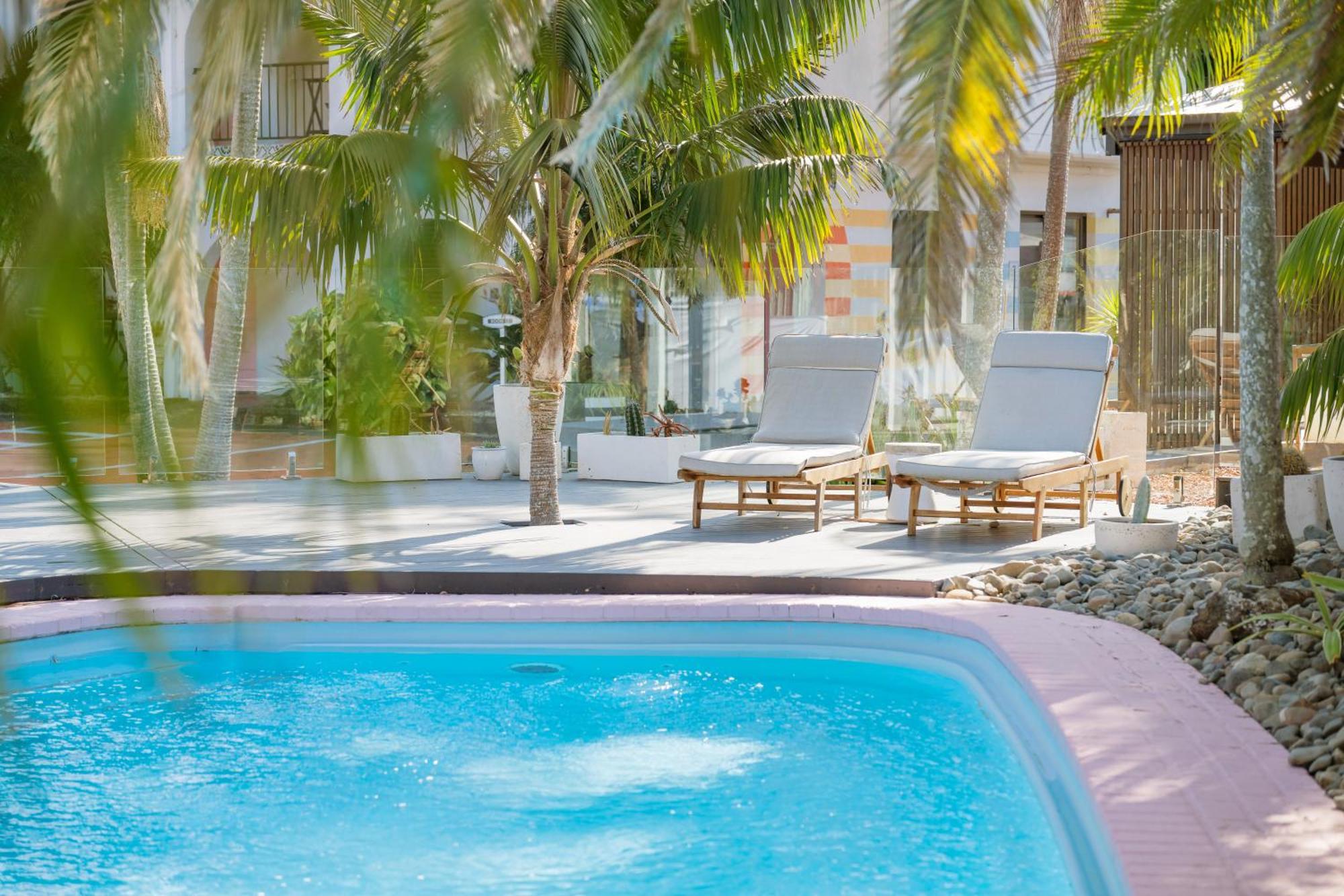 Motel The Med Crescent Head Zewnętrze zdjęcie